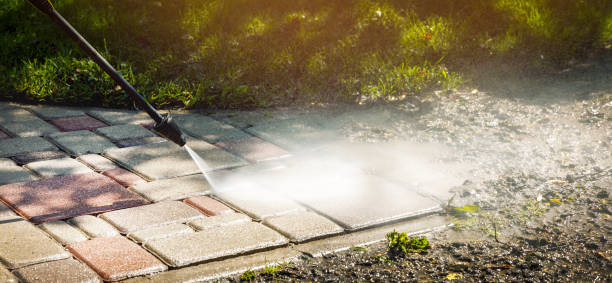 Best Pool Deck Cleaning in South Amherst, OH